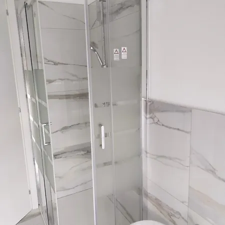 Alguer Holiday Rooms Konukevi
